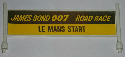 Gilbert James Bond 007 Road Race Le Mans Start sign